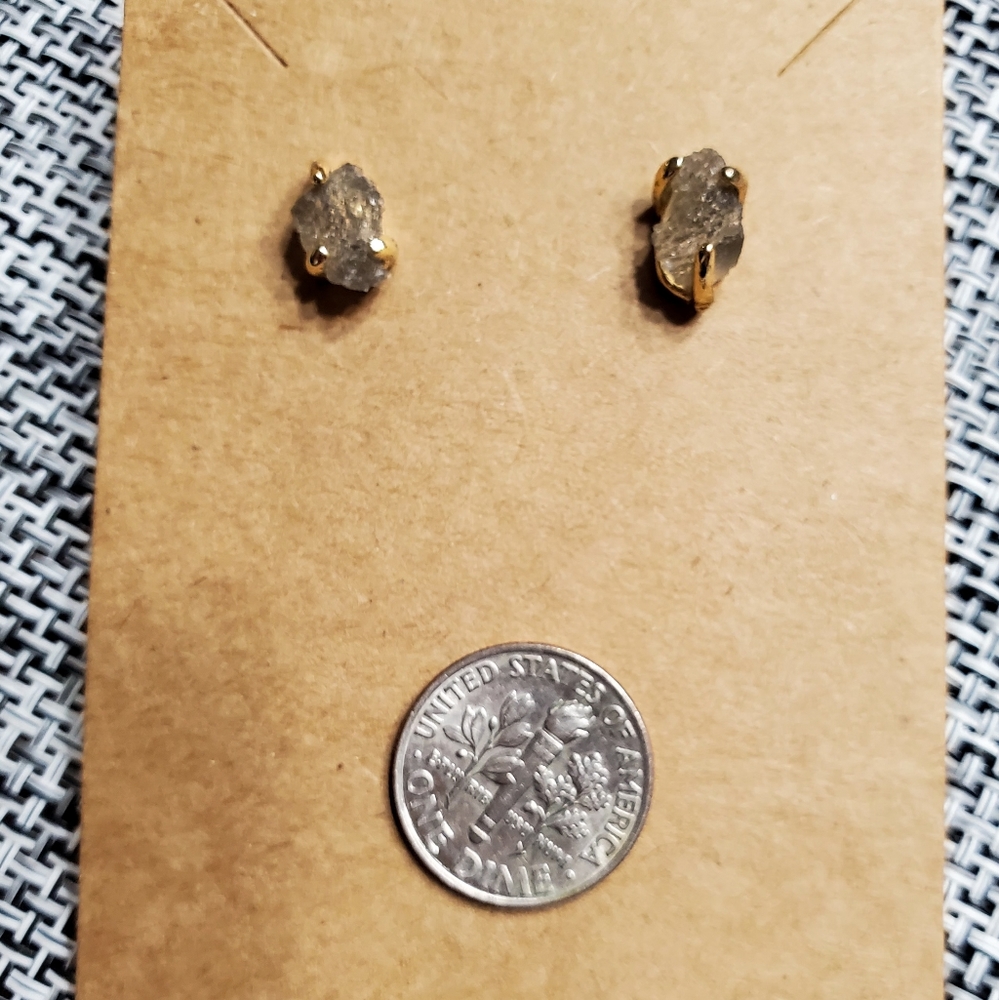 Boho stud earrings (fashion)